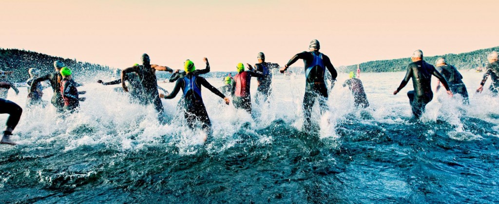 2013 mens triathlon swimming 1024x419